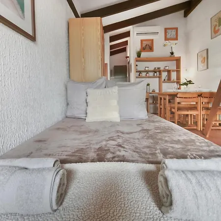 Cosy Avec Terrasse Et Parking Prive דירה אגדה